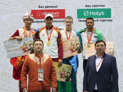 Il Darkhan Aisen Nikolaev highly praised mas-wrestling as part of the Nomad Games