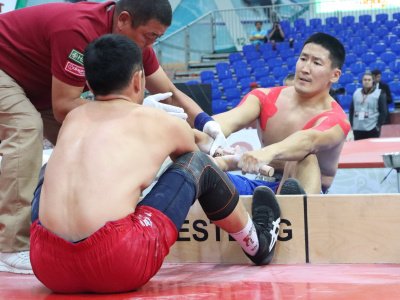 Il Darkhan Aisen Nikolaev highly praised mas-wrestling as part of the Nomad Games