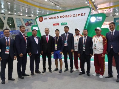 Il Darkhan Aisen Nikolaev highly praised mas-wrestling as part of the Nomad Games