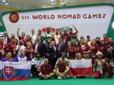 Il Darkhan Aisen Nikolaev highly praised mas-wrestling as part of the Nomad Games