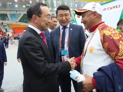 Il Darkhan Aisen Nikolaev highly praised mas-wrestling as part of the Nomad Games